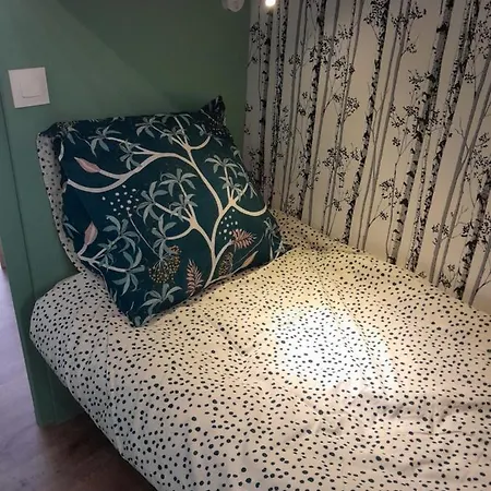 Appartement Joli 2 Pièces Sur Le Port Avec Piscine, Terrasse, Parking *